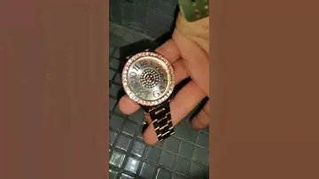 Kanima Women Diamond Quartz Watch